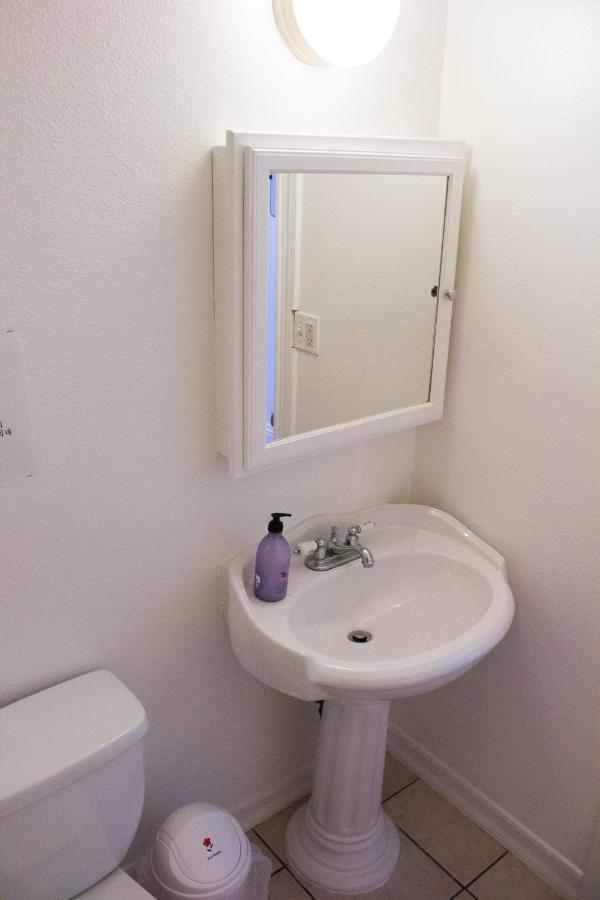 | Libra Hotel