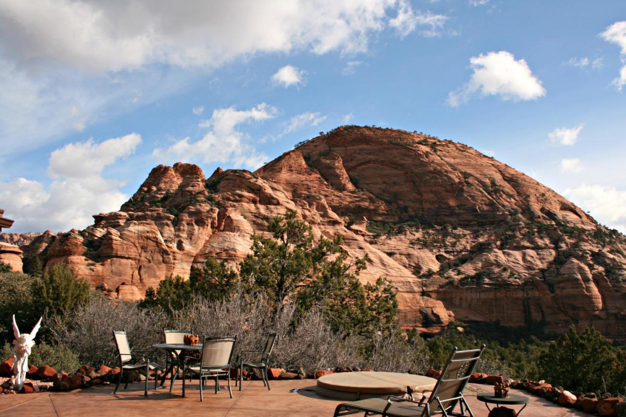  | Zion Villa