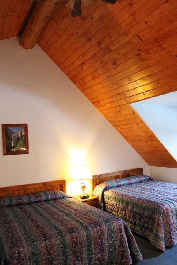  | Nootka Lodge