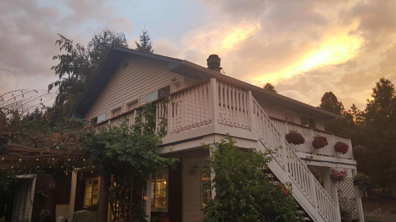 | RubyJune Inn