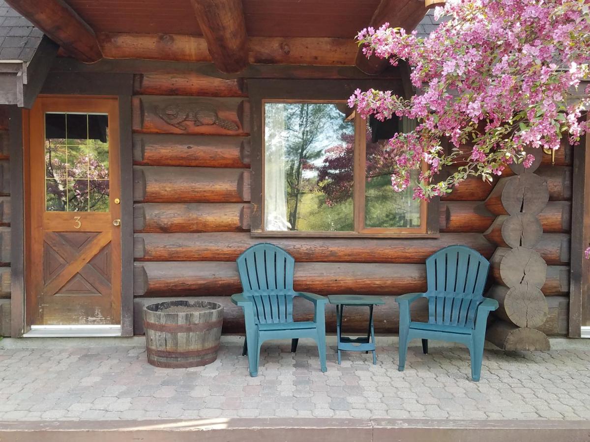 | Nootka Lodge