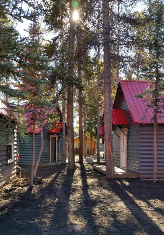 | Yellowstone Cabins and RV