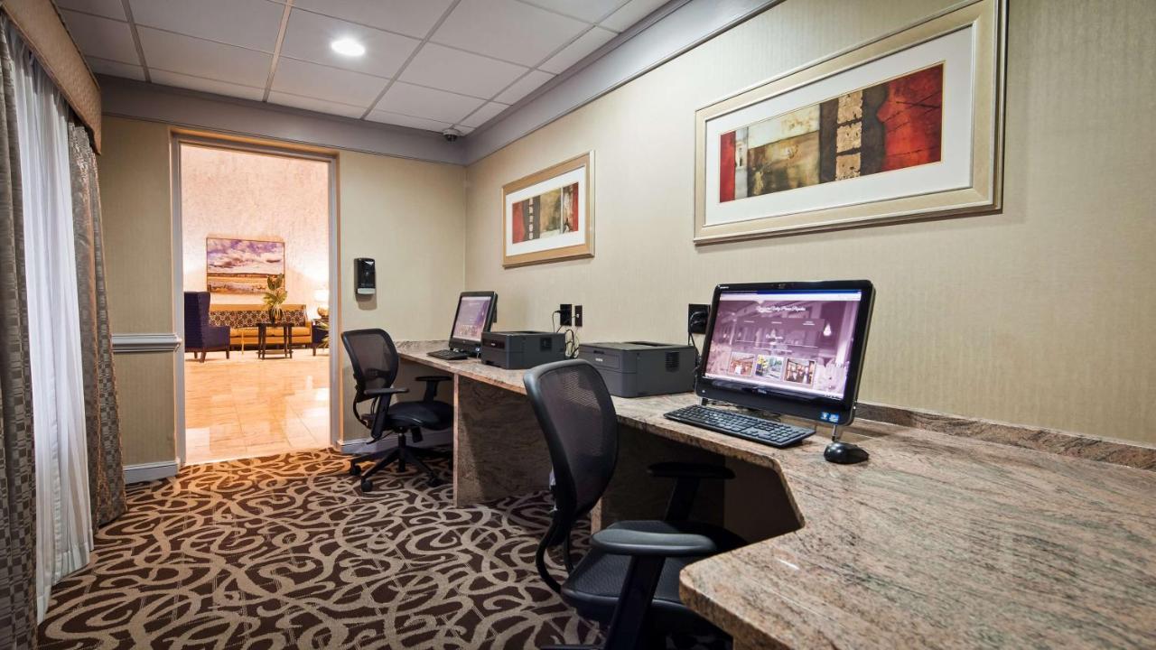 | Best Western Plus Concordville Hotel