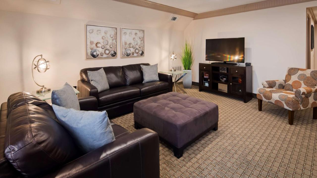 | Best Western Plus Concordville Hotel