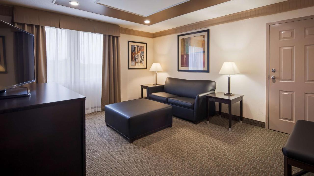  | Best Western Plus Concordville Hotel