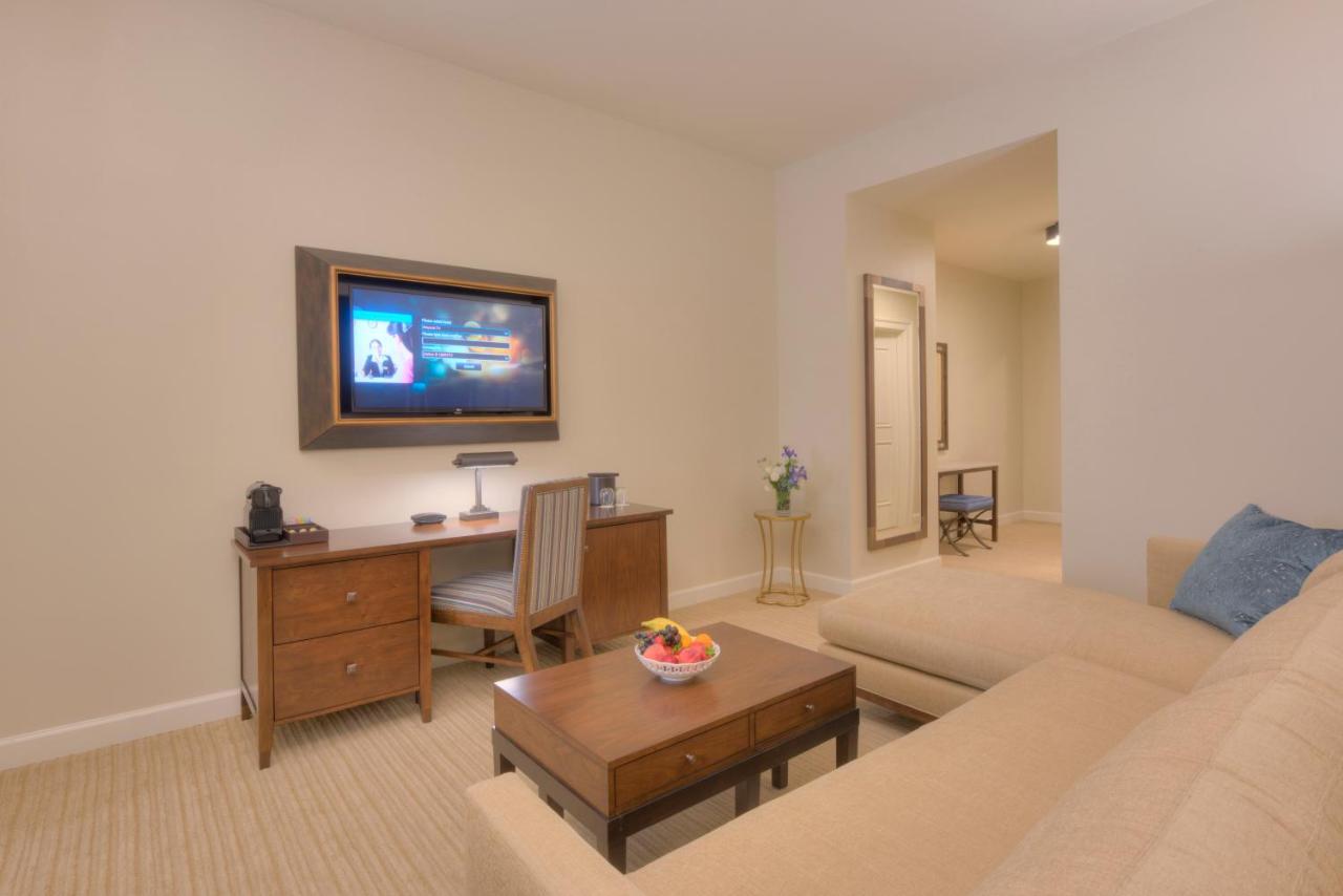 Deluxe Suite with King Bed at NOPSI Hotel, New Orleans