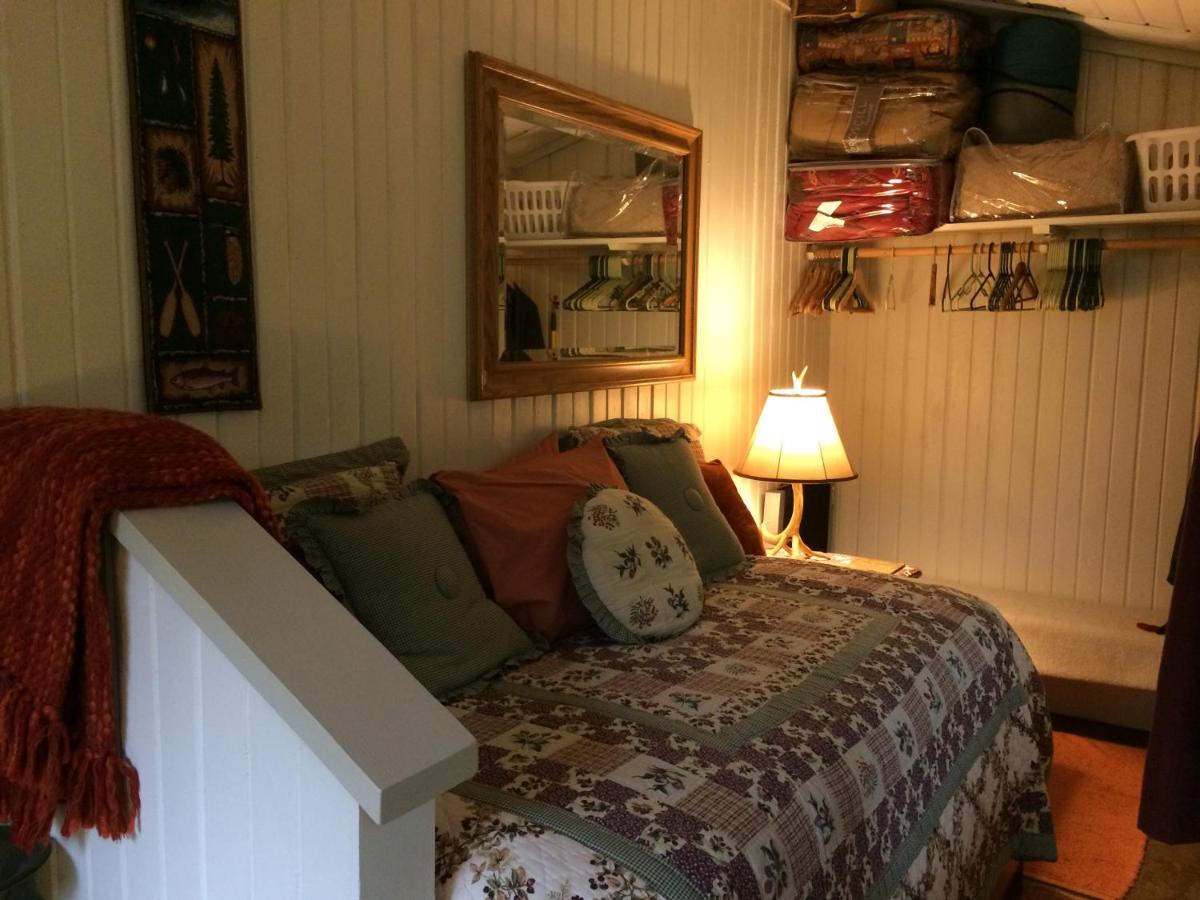  | Black Bear Inn