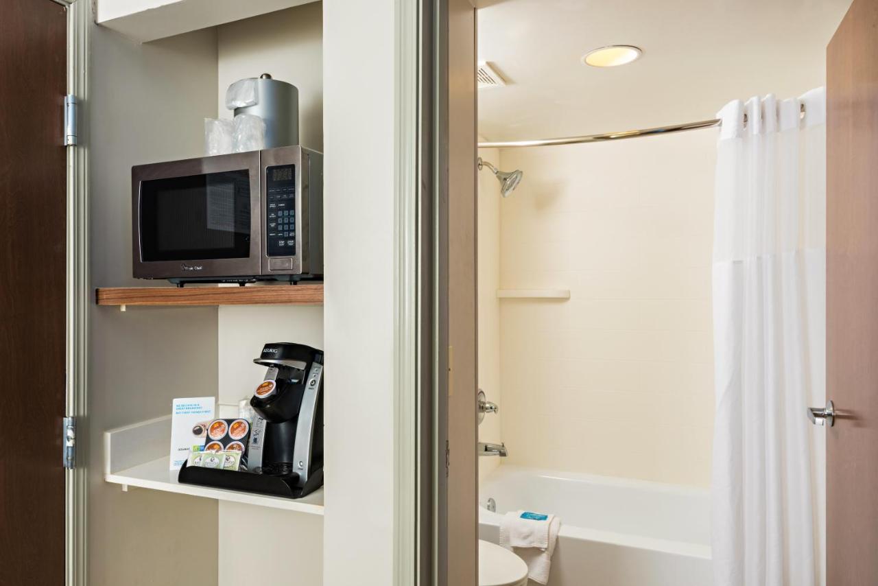  | Holiday Inn Express Peoria North - Glendale, an IHG Hotel