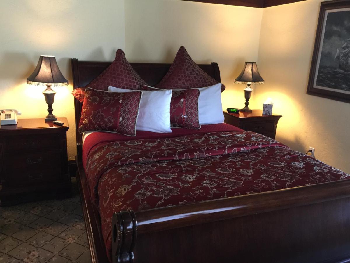  | Shorelight Inn