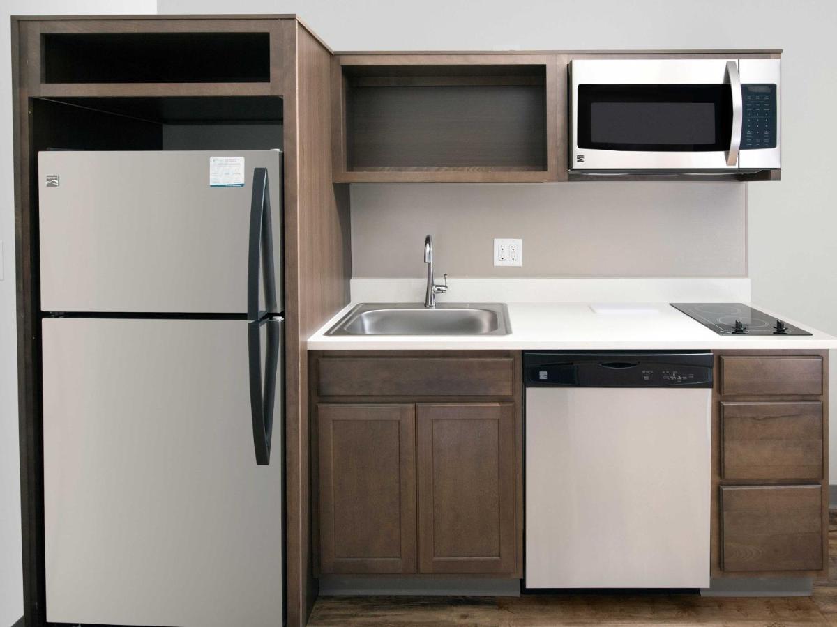 Standard Double Room at WoodSpring Suites South Plainfield