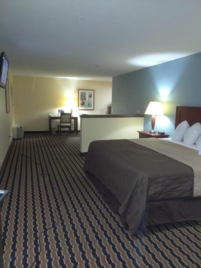 | Expo Inn