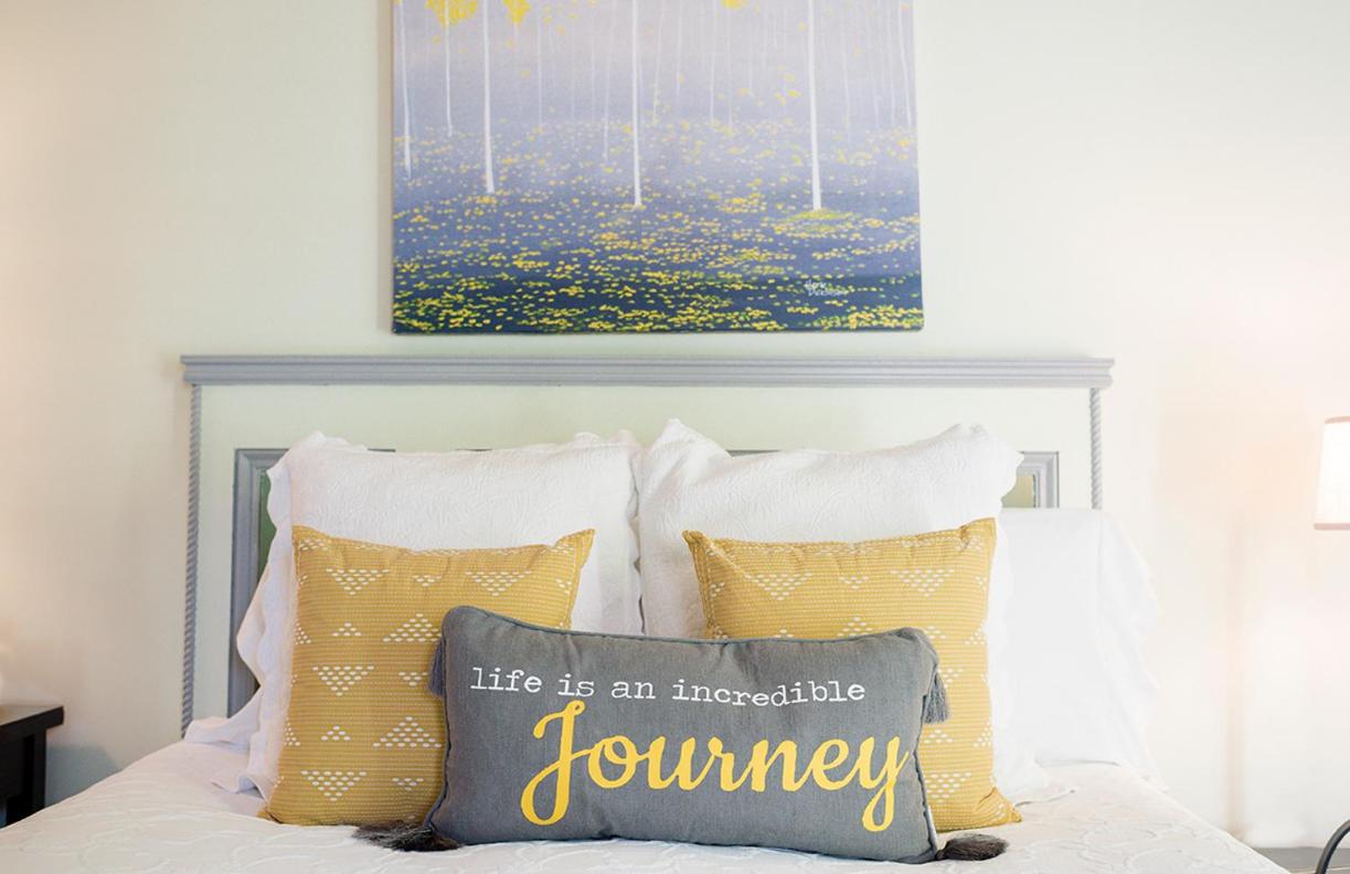 | 1801 First Luxury Inn