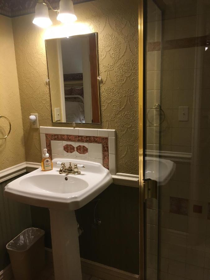| Frisco Lodge