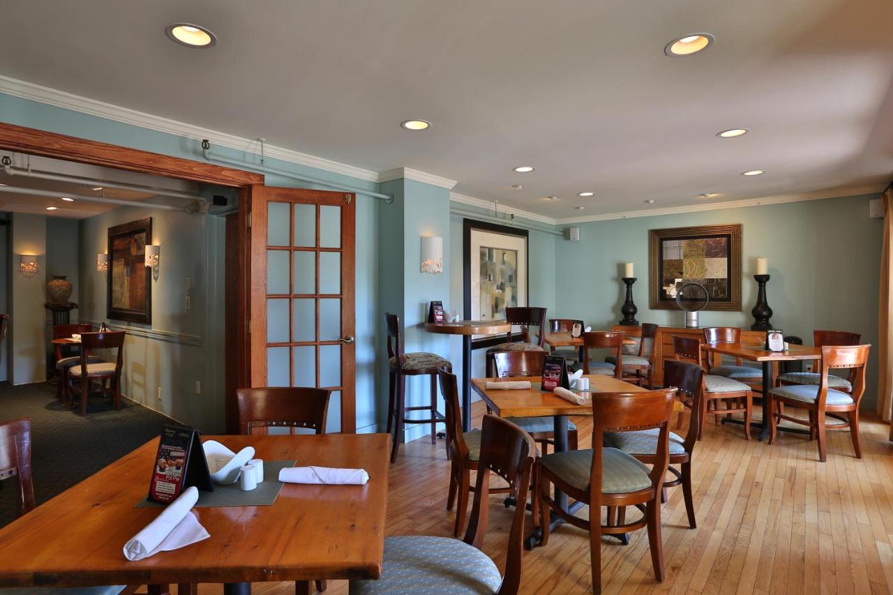 | The Kennebunk Inn
