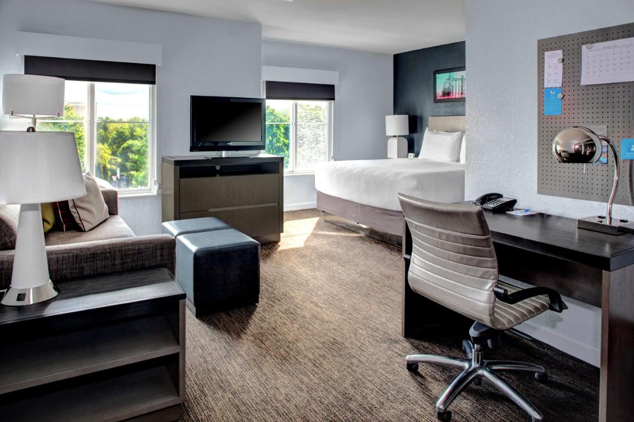 | Hyatt House Philadelphia/Plymouth Meeting