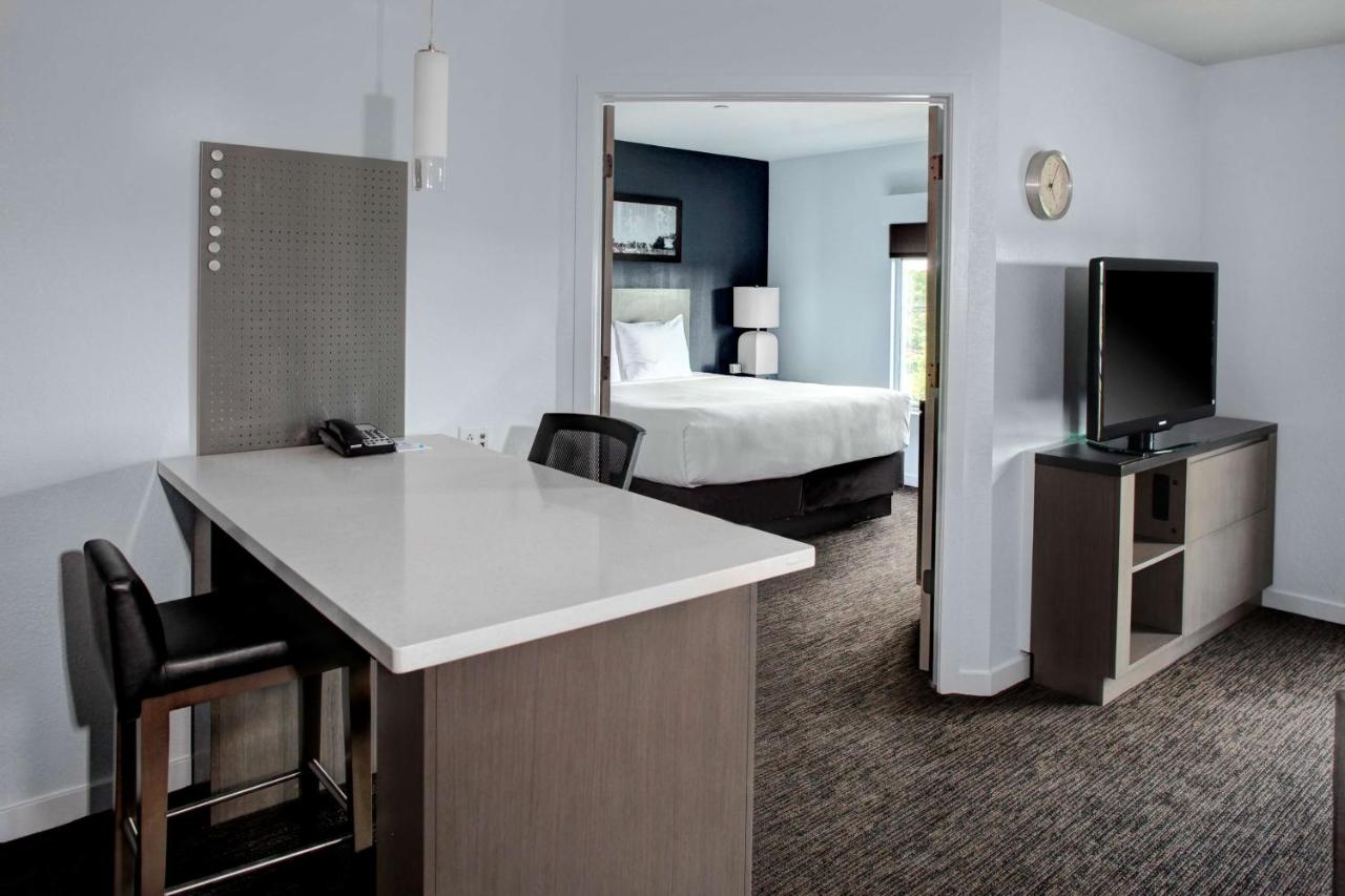 | Hyatt House Philadelphia/Plymouth Meeting