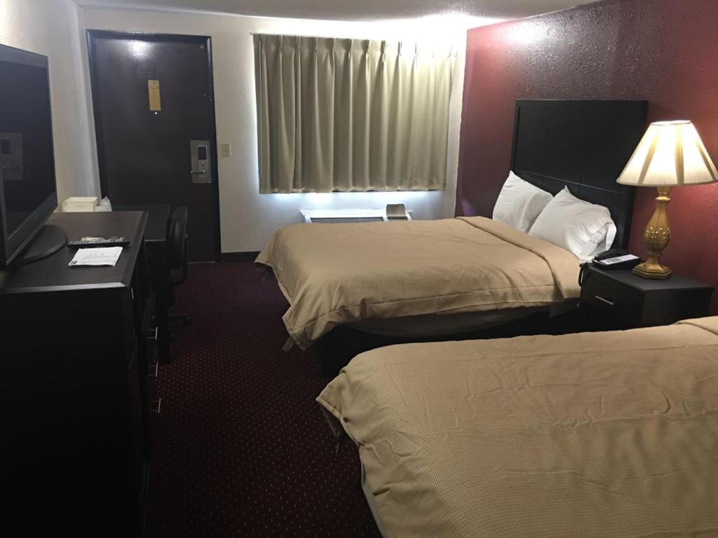 | Super 9 Motel Troy