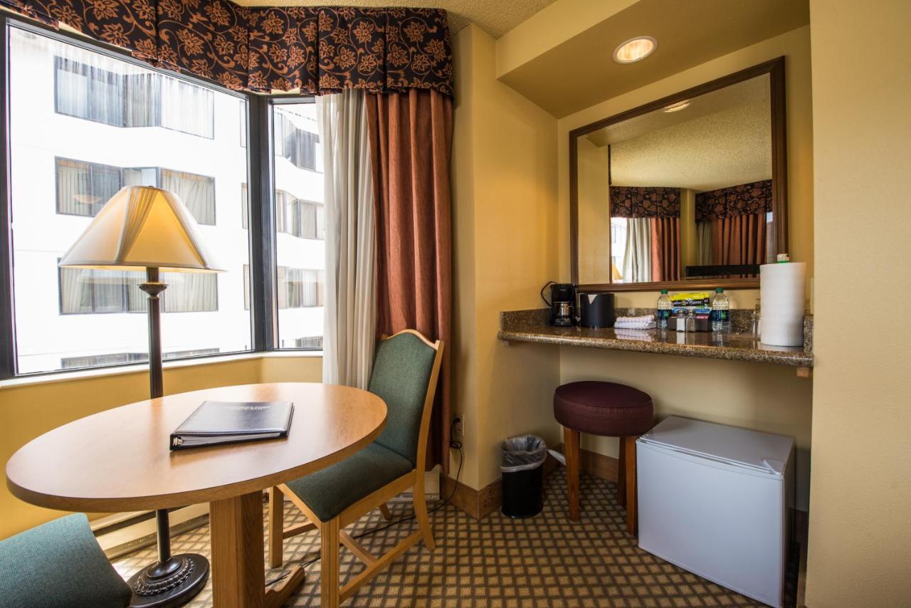 | The Grand Lodge Hotel and Suites