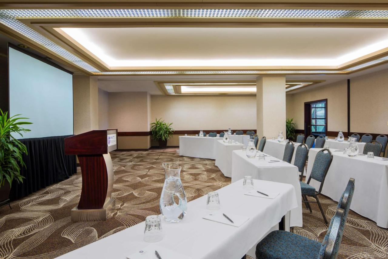 | Hyatt Regency Buffalo