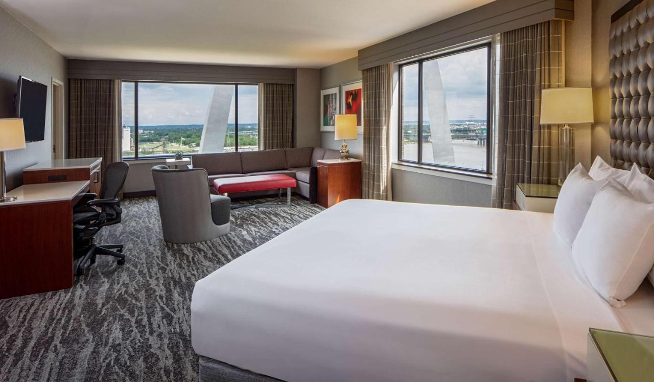 | Hyatt Regency Saint Louis at The Arch