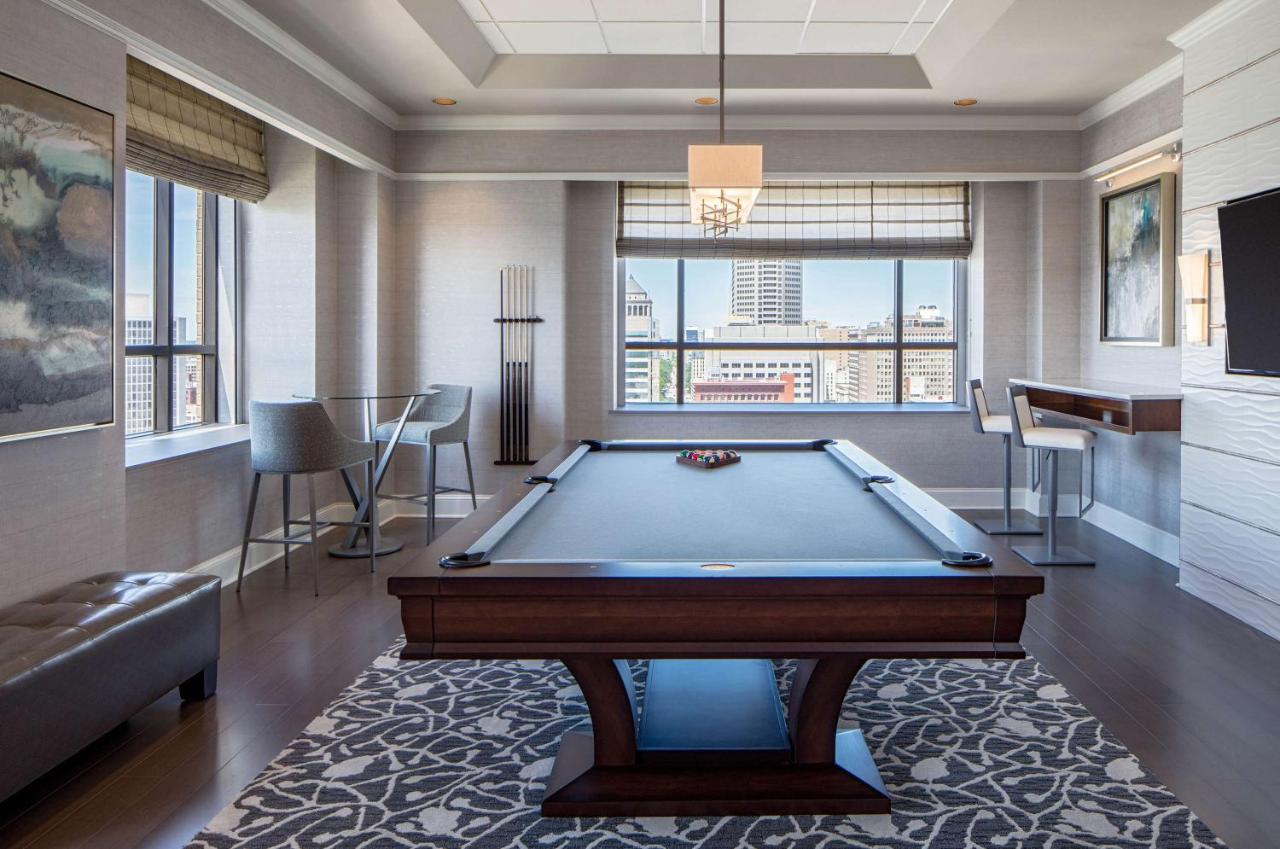 | Hyatt Regency Saint Louis at The Arch