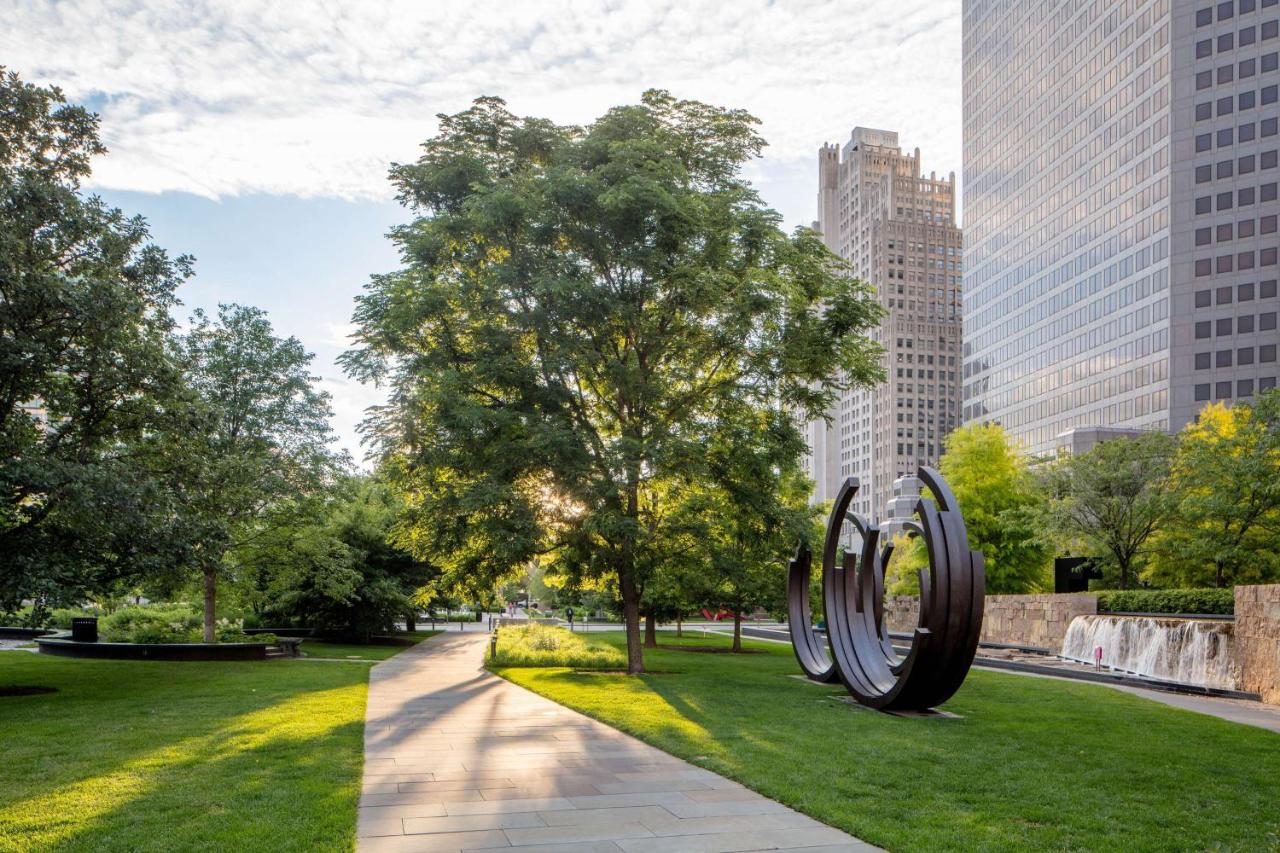 | Hyatt Regency Saint Louis at The Arch