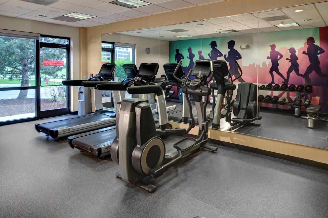 | Hyatt Place Pittsburgh Airport/Robinson Mall