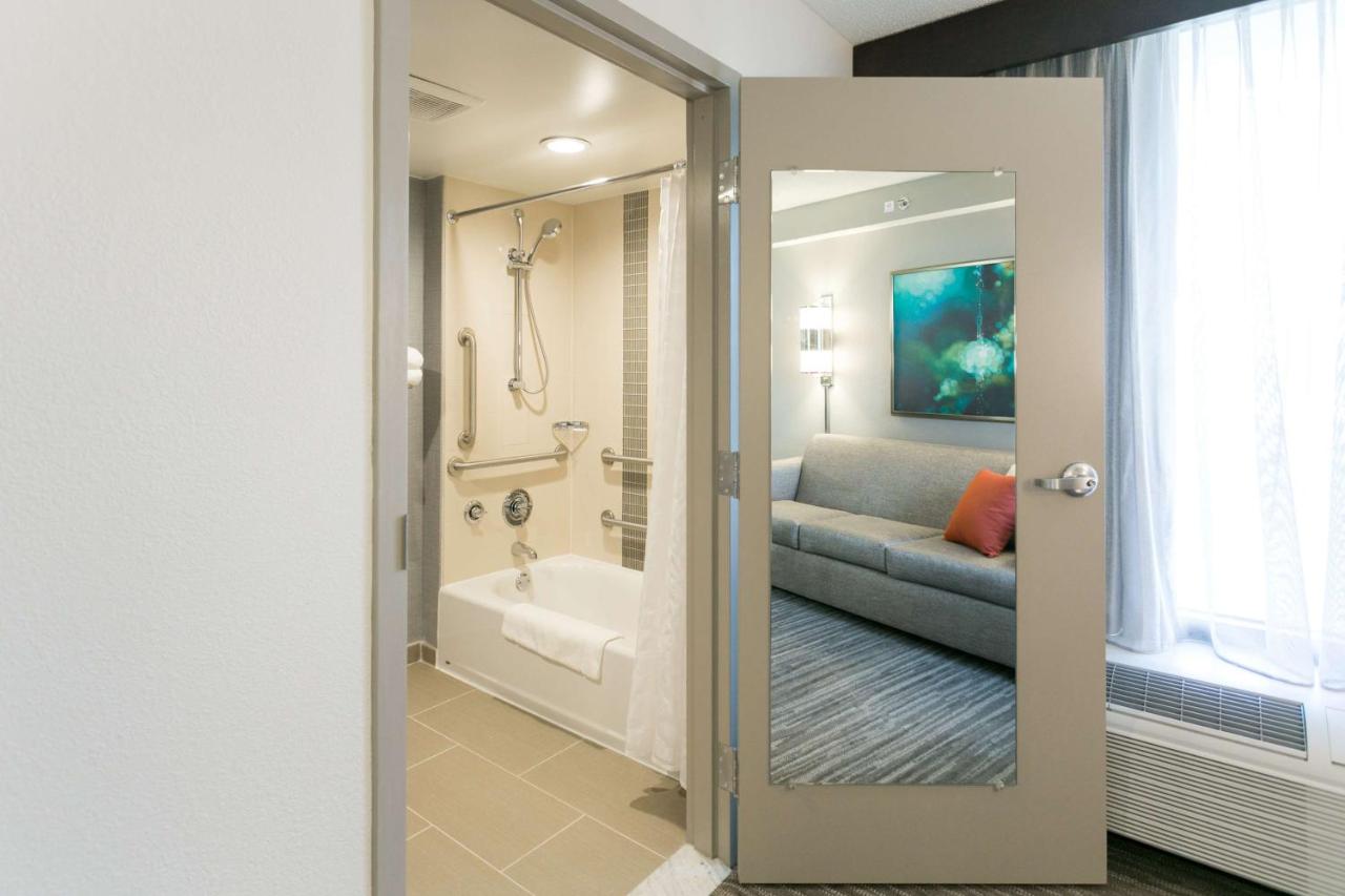Double Room with Two Double Beds and Bath Tub - Mobility Access at Hyatt Place Nashville/Franklin/Cool Springs