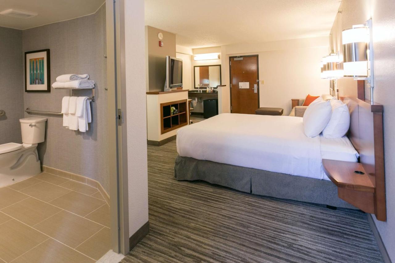 King Room with ADA Bathtub - Disability Access at Hyatt Place Nashville/Franklin/Cool Springs