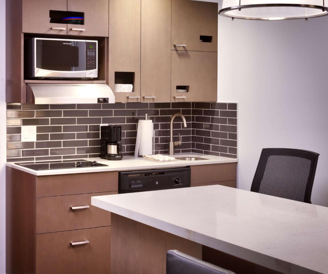 King Studio with Sofa Bed - Disability Access at Hyatt House Salt Lake City Downtown