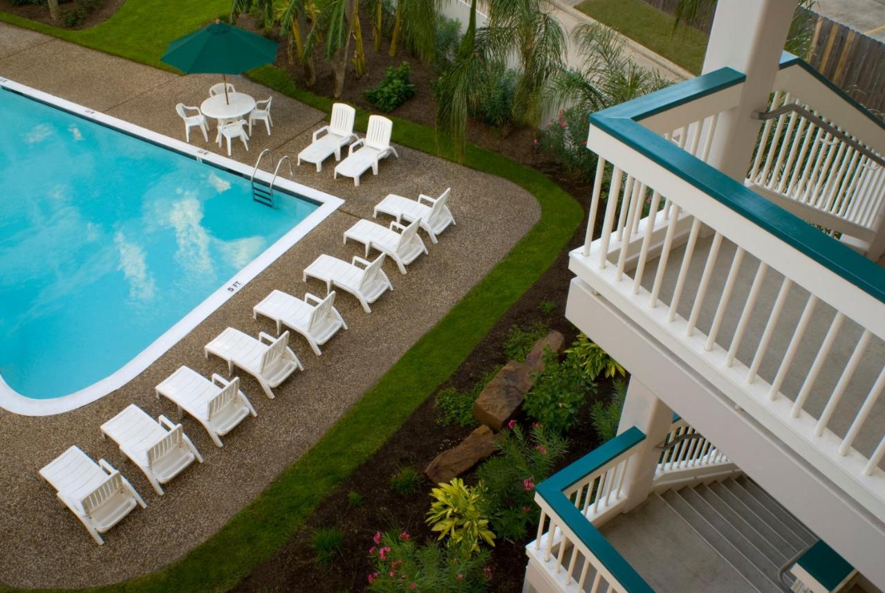 | Casa Del Mar Beachfront Suites Onsite Team