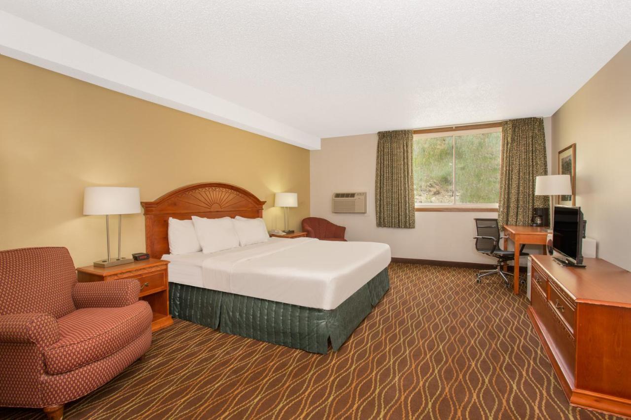 King Studio at Days Inn by Wyndham Silverthorne