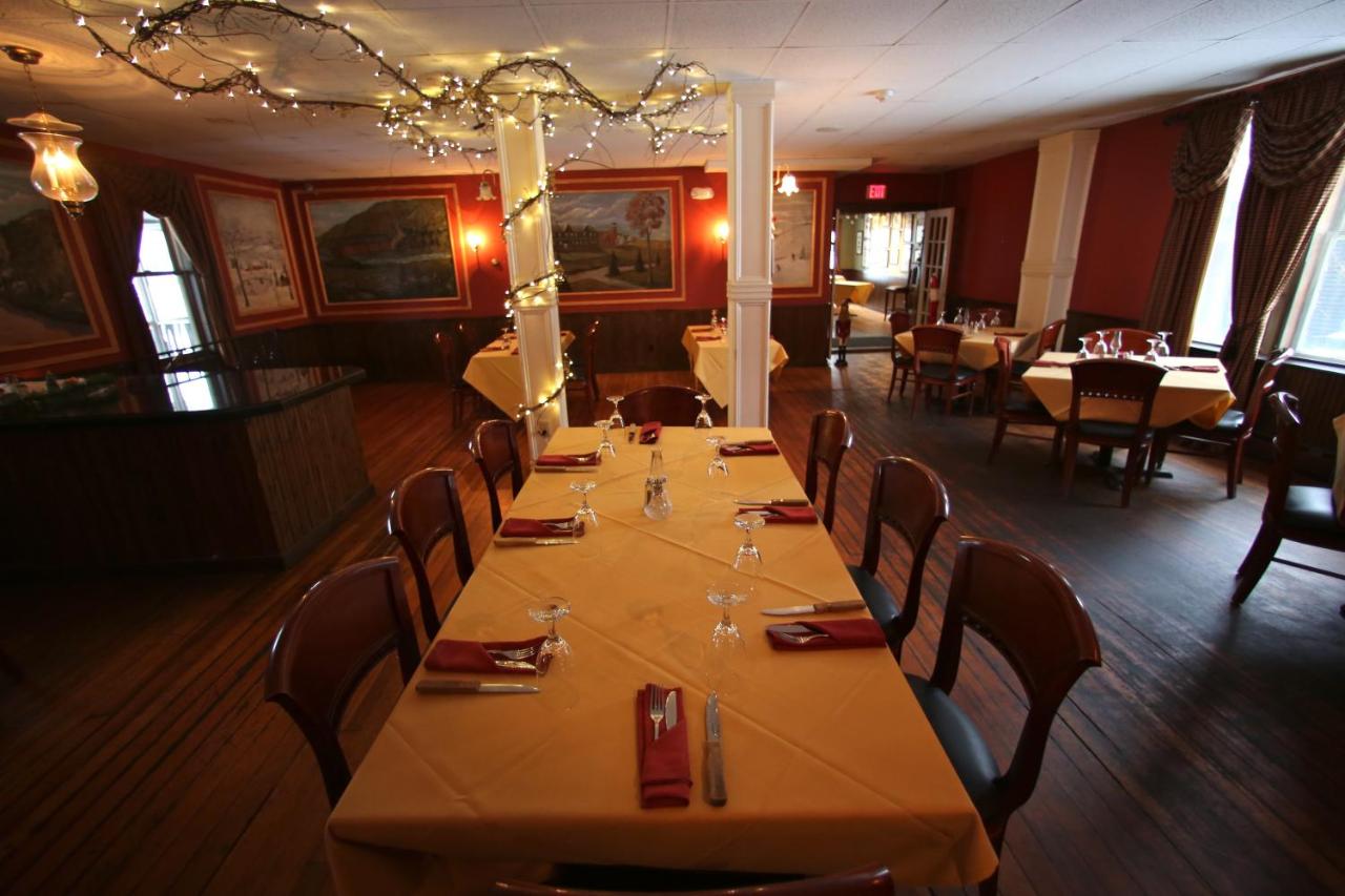  | Smugglers Notch Inn