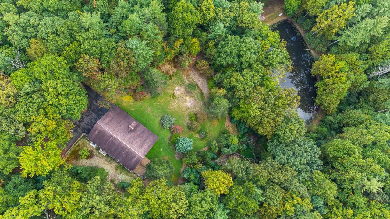 | The Lodge in Sugar Hollow