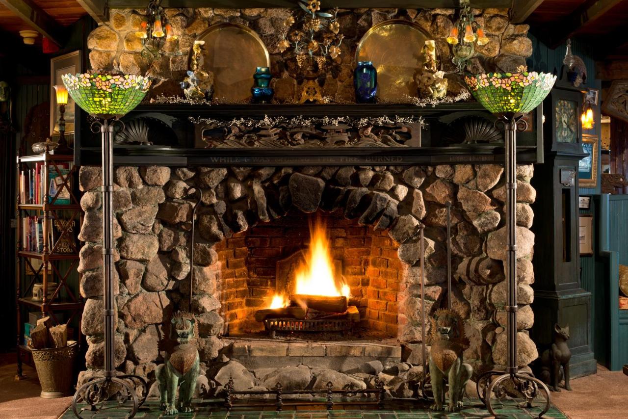 | Lands End Inn - Adults Only