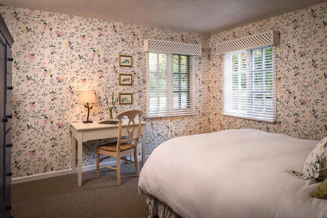| Trinidad Inn