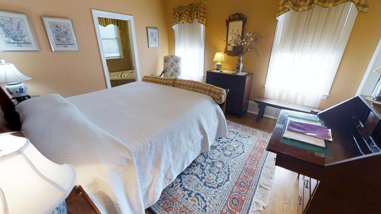 | Hanna House Bed & Breakfast