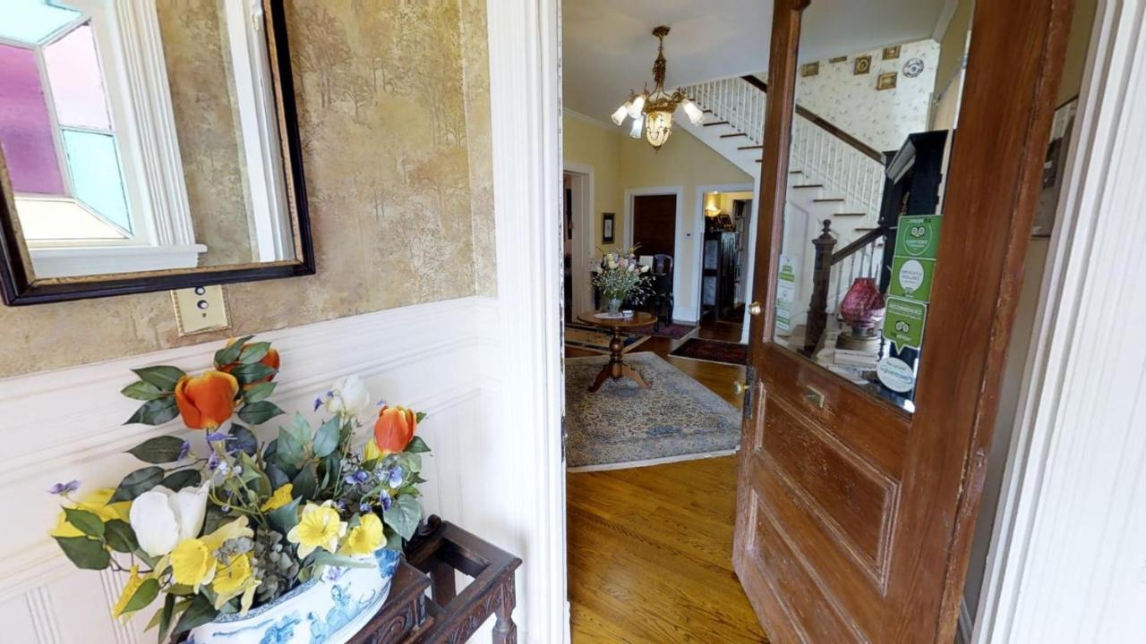 | Hanna House Bed & Breakfast
