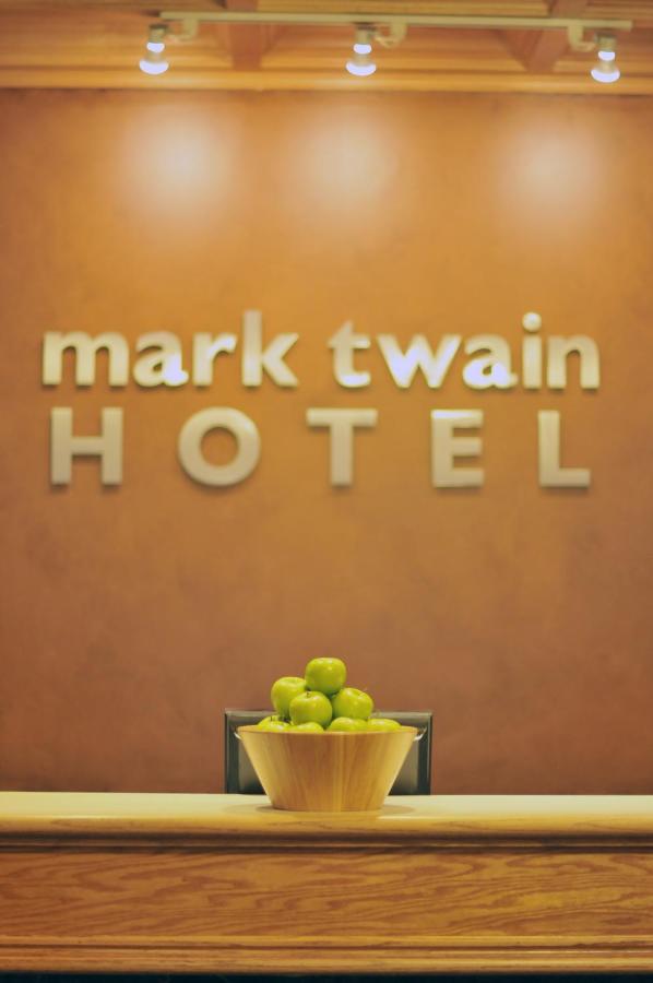  | Mark Twain Hotel