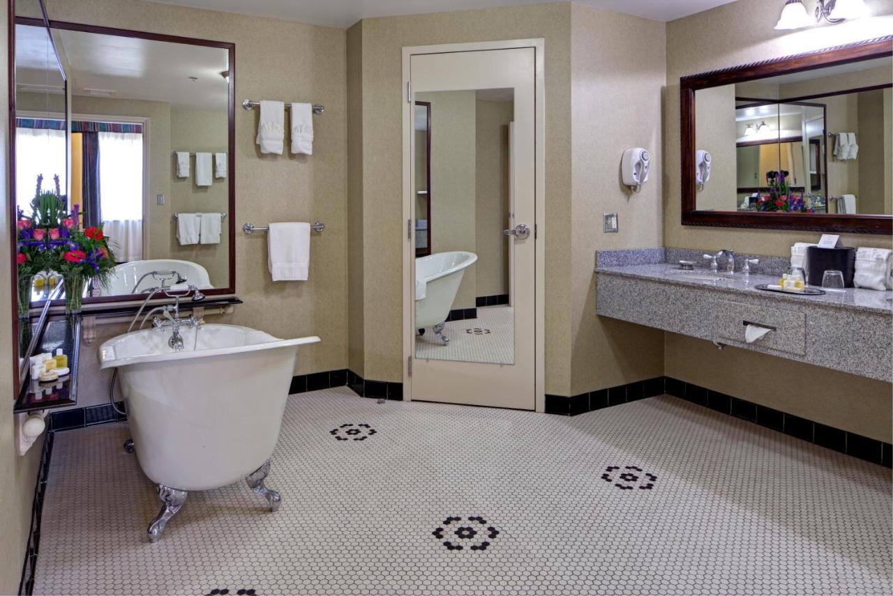 Presidential Suite - Non-Smoking at Carnegie Hotel & Spa
