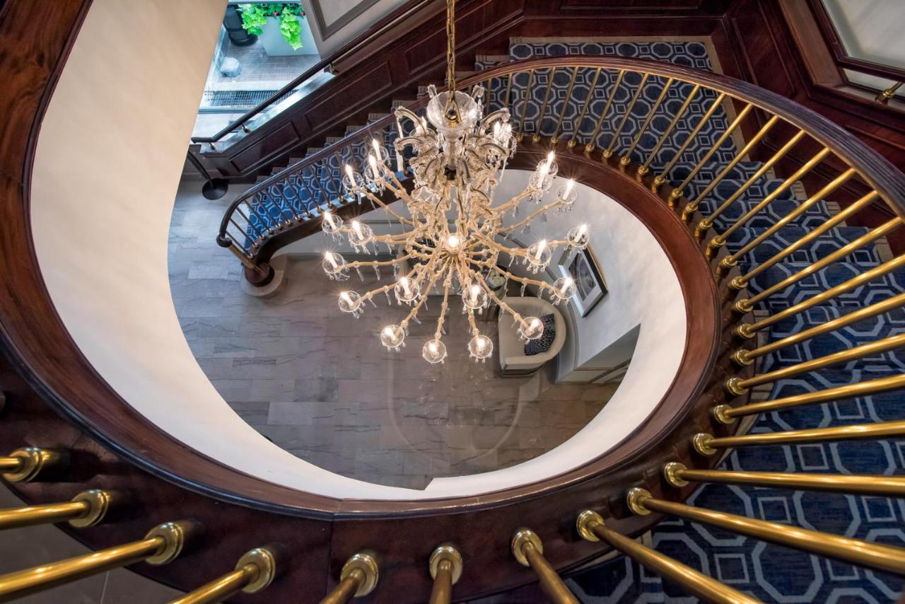 | Phoenix Park Hotel