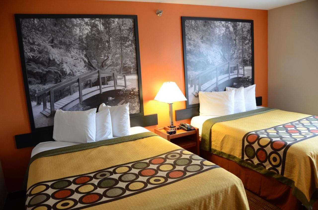 Studio Suite with Two Queen Beds - Non-Smoking at Super 8 by Wyndham Louisville/Expo Center