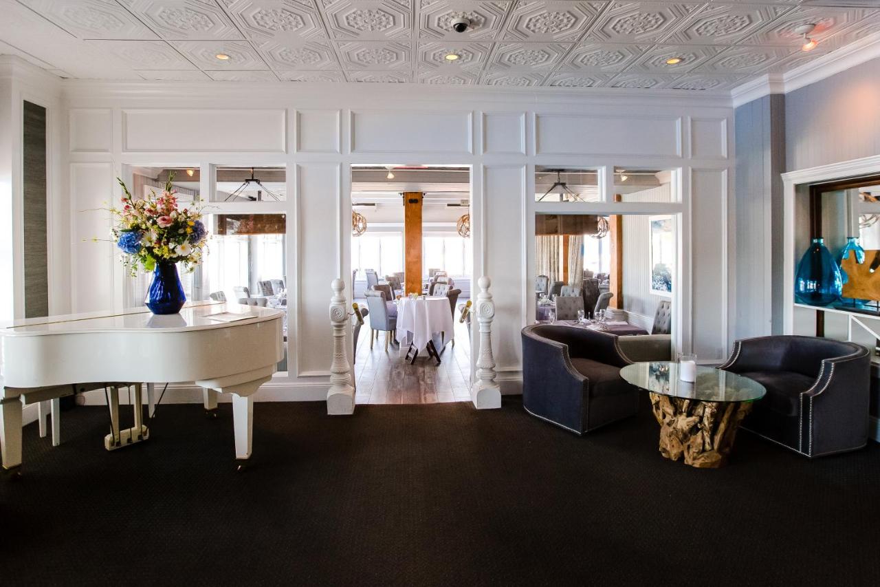  | Danfords Hotel & Marina