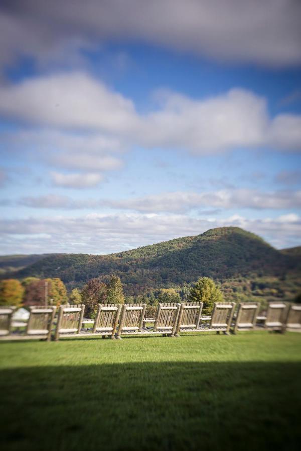 | Lodge at Millstone Hill