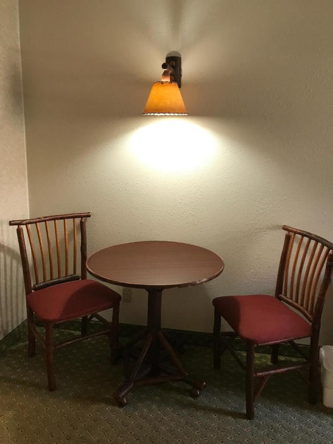 | Santa's Lodge