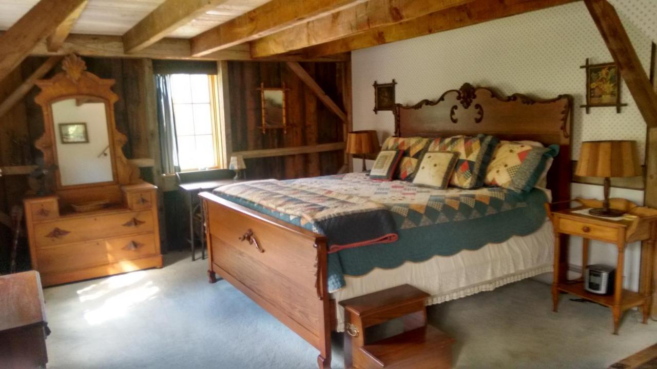 | Lodge at Millstone Hill