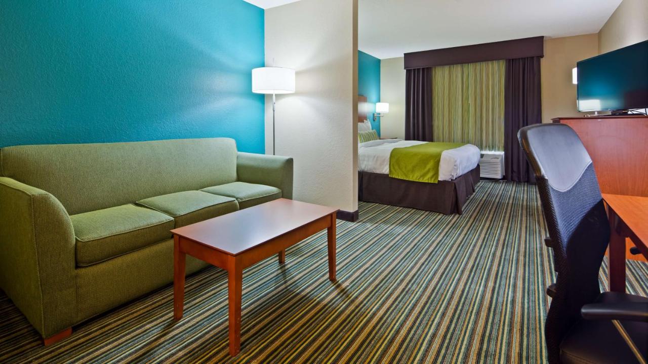 King Suite - Disability Access at Best Western Plus Menomonie Inn & Suites