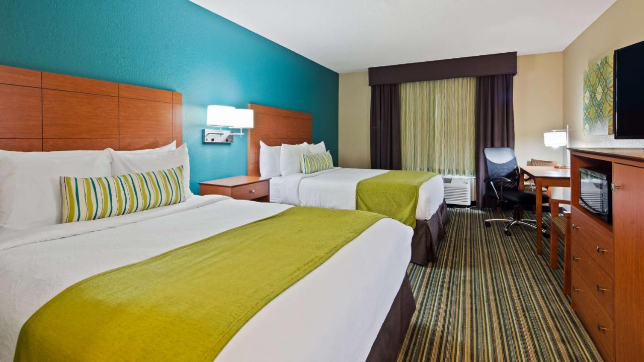 Queen Room with Two Queen Beds - Disability Access at Best Western Plus Menomonie Inn & Suites