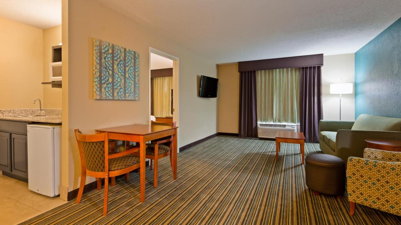 King Suite - Disability Access at Best Western Plus Menomonie Inn & Suites