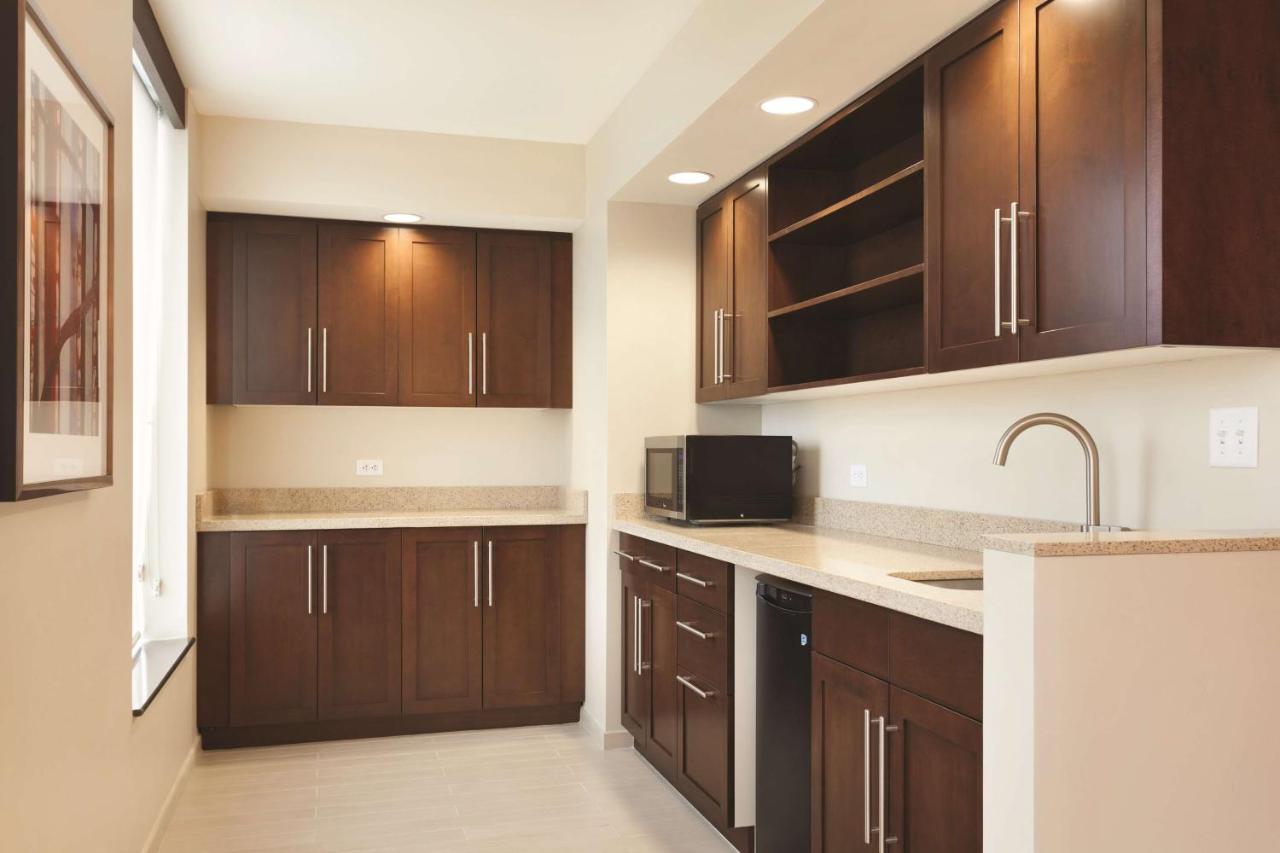| Hyatt Place Buffalo / Amherst, NY